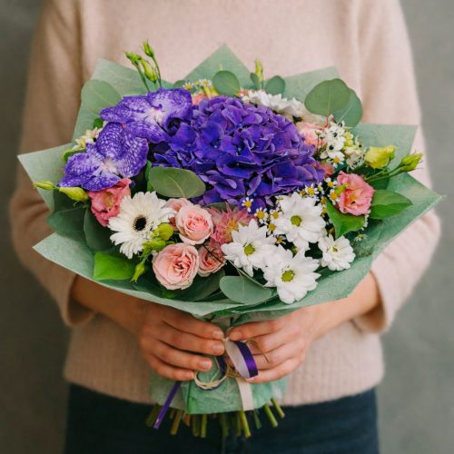 Цветочный букет «Фиолетовая страсть»